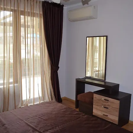 Real Black Sea Апартамент Шкорпиловци