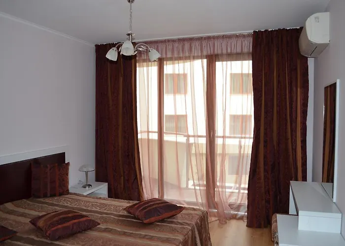 Διαμέρισμα Real Black Sea *